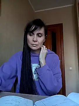 Francenia lolis online show from January 3, 9:36 am