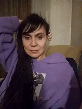 Francenia lolis online show from January 3, 4:59 pm