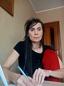 Snapshot of Francenia_lolis chatting on February 18, 7:04 am Francenia lolis online show from February 18, 7:04 am