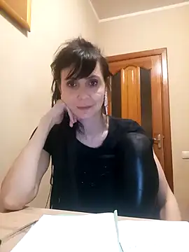 Snapshot of Francenia_lolis chatting on April 10, 6:34 pm Francenia lolis online show from April 10, 6:34 pm