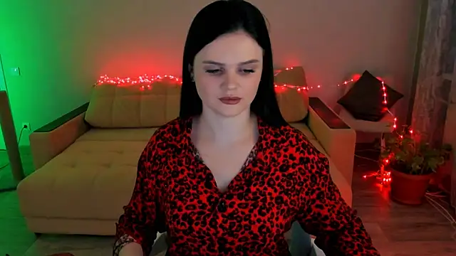 Snapshot of Lora_Cain chatting on December 20, 12:23 pm Lora Cain online show from December 20, 12:23 pm