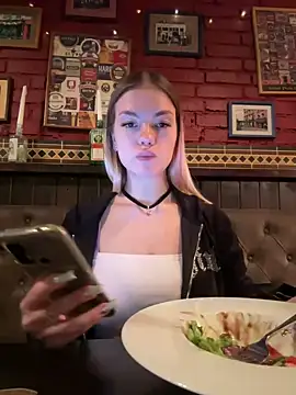 -Sexy Barbie- online show from December 22, 12:05 pm