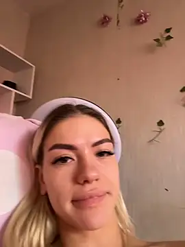 -Sexy Barbie- online show from November 12, 3:29 am