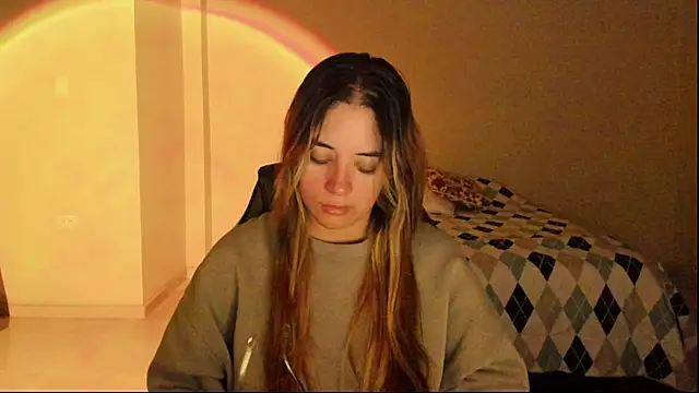 atenas 05  online show from November 8, 9:31 am