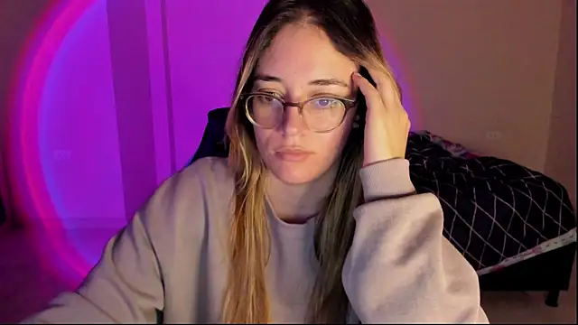 atenas 05  online show from November 11, 10:59 am