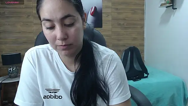 lizzaxs online show from February 1, 1:41 pm