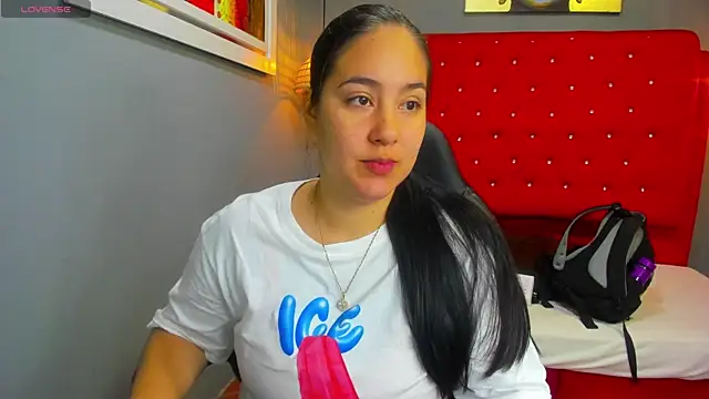 lizzaxs online show from March 14, 1:35 pm
