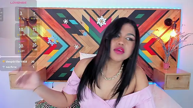 NaiirobiSwan online show from December 29, 1:34 am