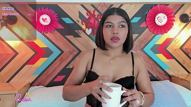 NaiirobiSwan online show from February 12, 7:42 pm