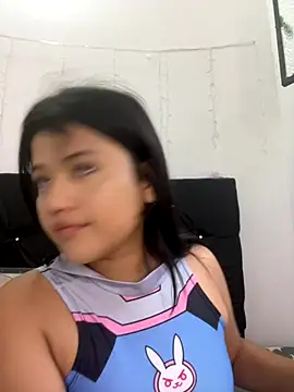 alisson carolina73 online show from November 19, 10:10 pm