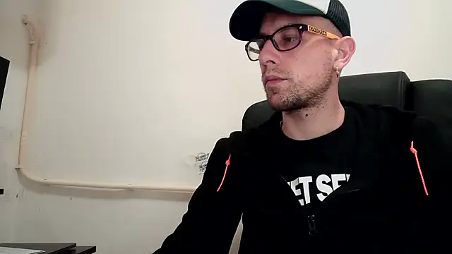 mikealcorleone online show from January 21, 4:43 am