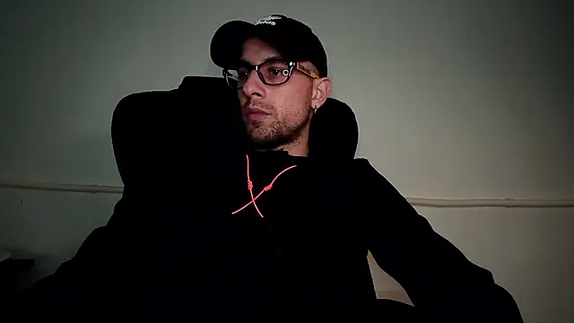 mikealcorleone online show from March 4, 8:49 pm