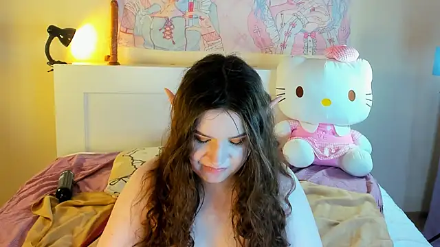 kuraii1  online show from December 9, 3:40 am