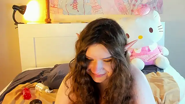 kuraii1  online show from December 30, 6:53 am