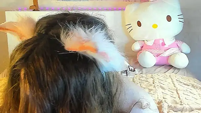 kuraii1  online show from January 17, 7:49 pm