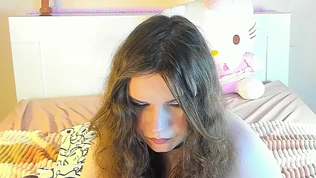 kuraii1  online show from January 27, 3:15 am