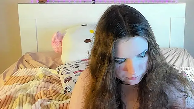 kuraii1  online show from February 3, 6:34 am