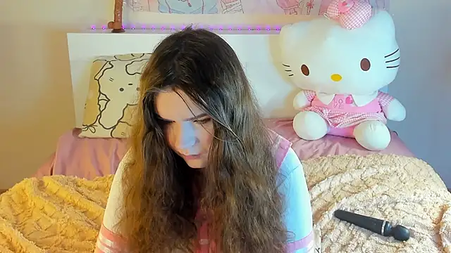 kuraii1  online show from February 14, 2:18 am