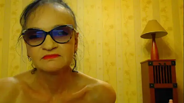 Snapshot of Valentina3859 chatting on February 20, 6:57 pm Valentina3859 online show from February 20, 6:57 pm