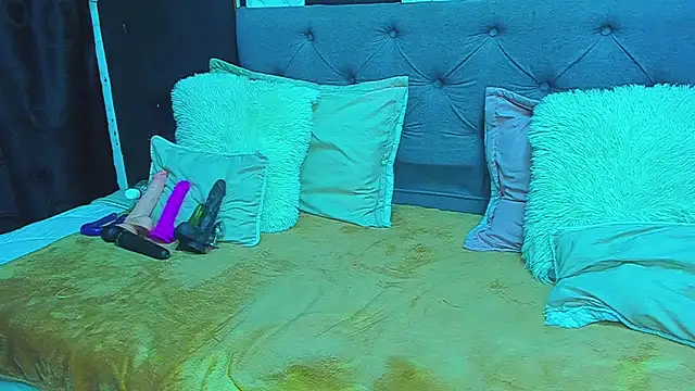 dulce celeste15 online show from March 14, 9:14 am