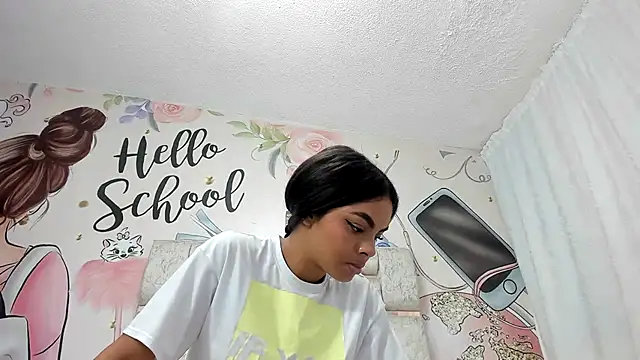 KOURTNEY-- online show from January 14, 5:08 am