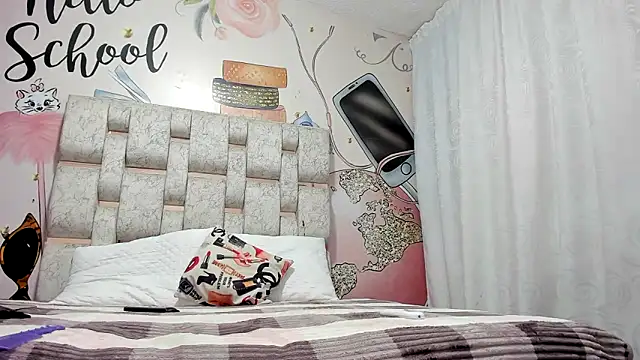 KOURTNEY-- online show from January 17, 1:36 am