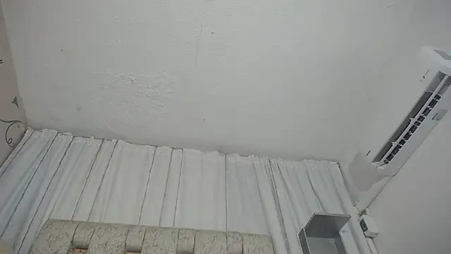 KOURTNEY-- online show from September 28, 2:17 am