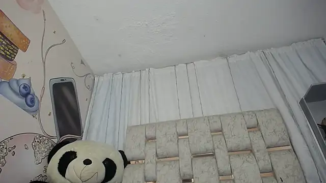 KOURTNEY-- online show from September 29, 1:44 am