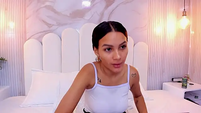 Carohorny4u online show from November 9, 12:47 pm