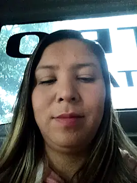 Snapshot of _Peach1_ chatting on February 25, 12:26 pm Peach1 online show from February 25, 12:26 pm