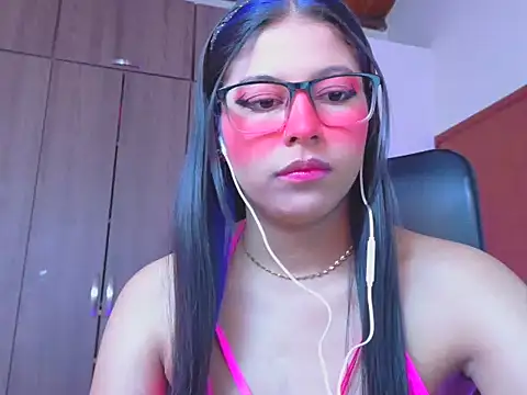 Snapshot of _ALLYSON18_ chatting on July 26, 12:01 pm ALLYSON18 online show from July 26, 12:01 pm