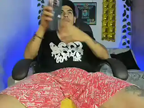 mikee scooth online show from January 17, 7:49 pm