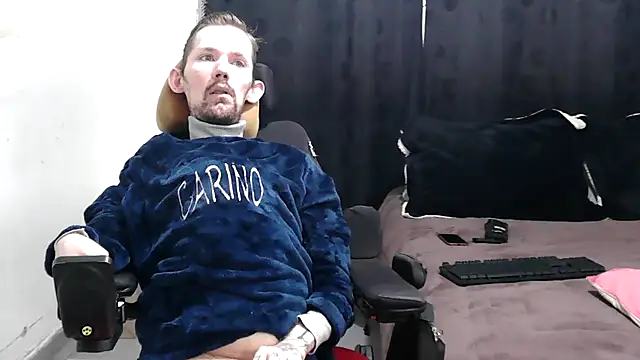 Snapshot of Sophia_and_Thomas chatting on February 27, 12:45 pm Sophia and Thomas online show from February 27, 12:45 pm