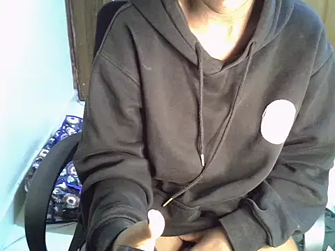 Caryyyl online show from March 9, 6:17 am