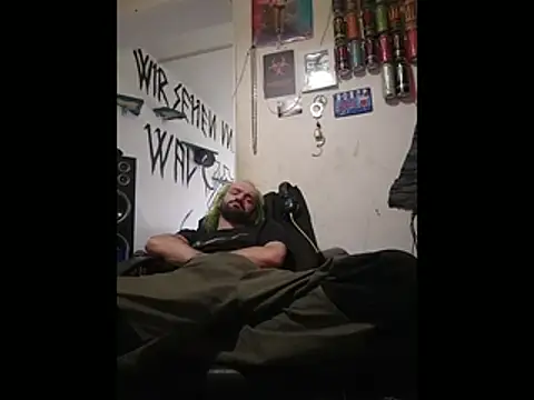 Snapshot of harterdome chatting on March 26, 11:38 am harterdome online show from March 26, 11:38 am