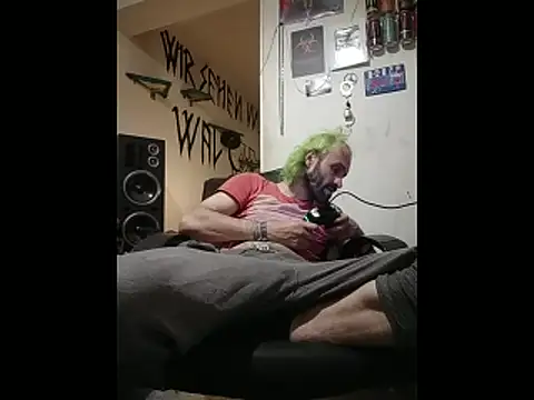 Snapshot of harterdome chatting on March 31, 6:52 pm harterdome online show from March 31, 6:52 pm