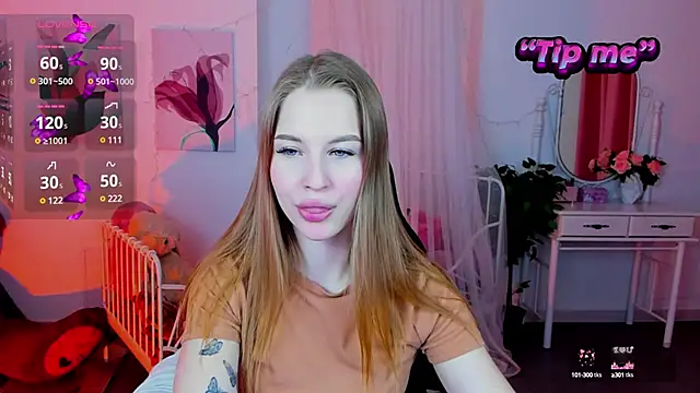 Snapshot of CuteMousee chatting on January 9, 9:06 am CuteMousee online show from January 9, 9:06 am