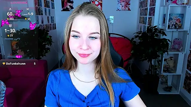 Snapshot of CuteMousee chatting on January 11, 6:03 am CuteMousee online show from January 11, 6:03 am