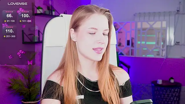 CuteMousee online show from September 27, 5:56 am