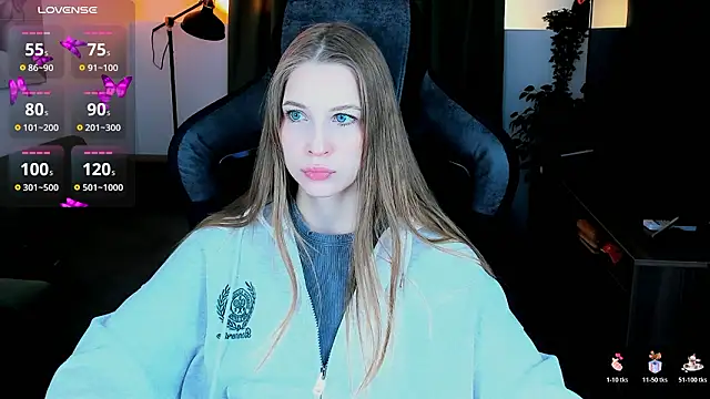 CuteMousee online show from March 14, 5:13 am