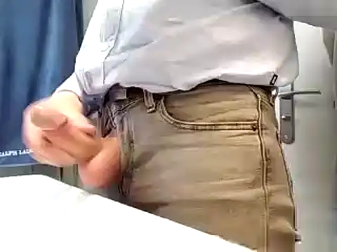 Snapshot of Veinedur chatting on November 27, 10:06 am Veinedur online show from November 27, 10:06 am