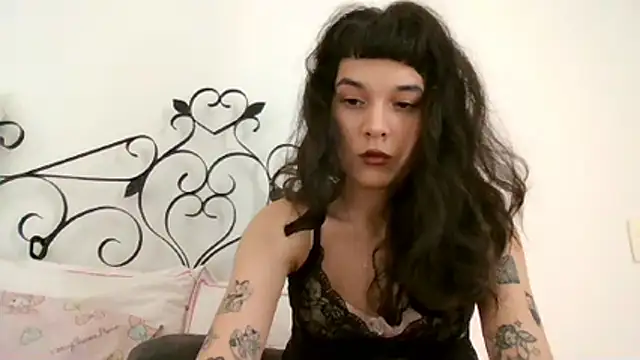 kimmykink online show from January 7, 6:43 pm