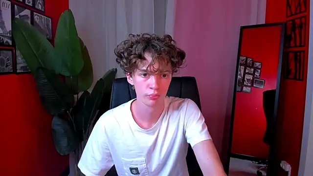 LukeSweet online show from June 23, 4:05 pm