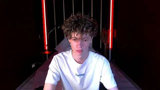 LukeSweet online show from June 28, 12:44 pm