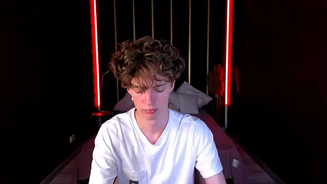 LukeSweet online show from June 30, 1:12 pm