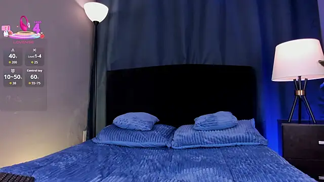 Noah  angel online show from October 14, 1:50 am