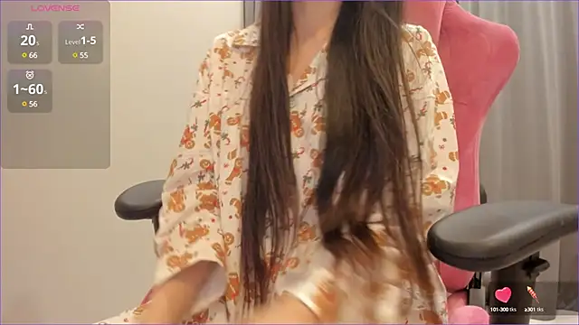 Snapshot of sweetiebunny22 chatting on December 30, 4:29 pm sweetiebunny22 online show from December 30, 4:29 pm