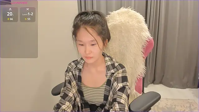 Snapshot of sweetiebunny22 chatting on January 24, 2:51 pm sweetiebunny22 online show from January 24, 2:51 pm