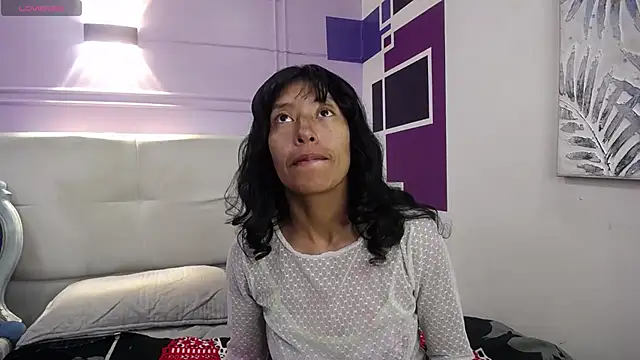 karolinee 66  online show from December 13, 8:14 pm