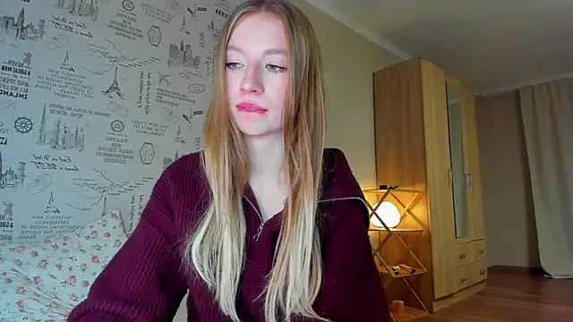 minidivaa  online show from December 16, 10:37 pm